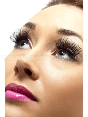 Mihalnice umelé - BLACK METALLIC - čierne, dlhé 1,5 cm s lepidlom