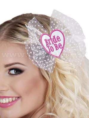 Ozdoba do vlasov štipec - BRIDE TO BE - bielo ružové srdiečko